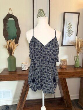 Old Navy Boho Flowy Tank Top Geometric Print Tassel Tie Layered M